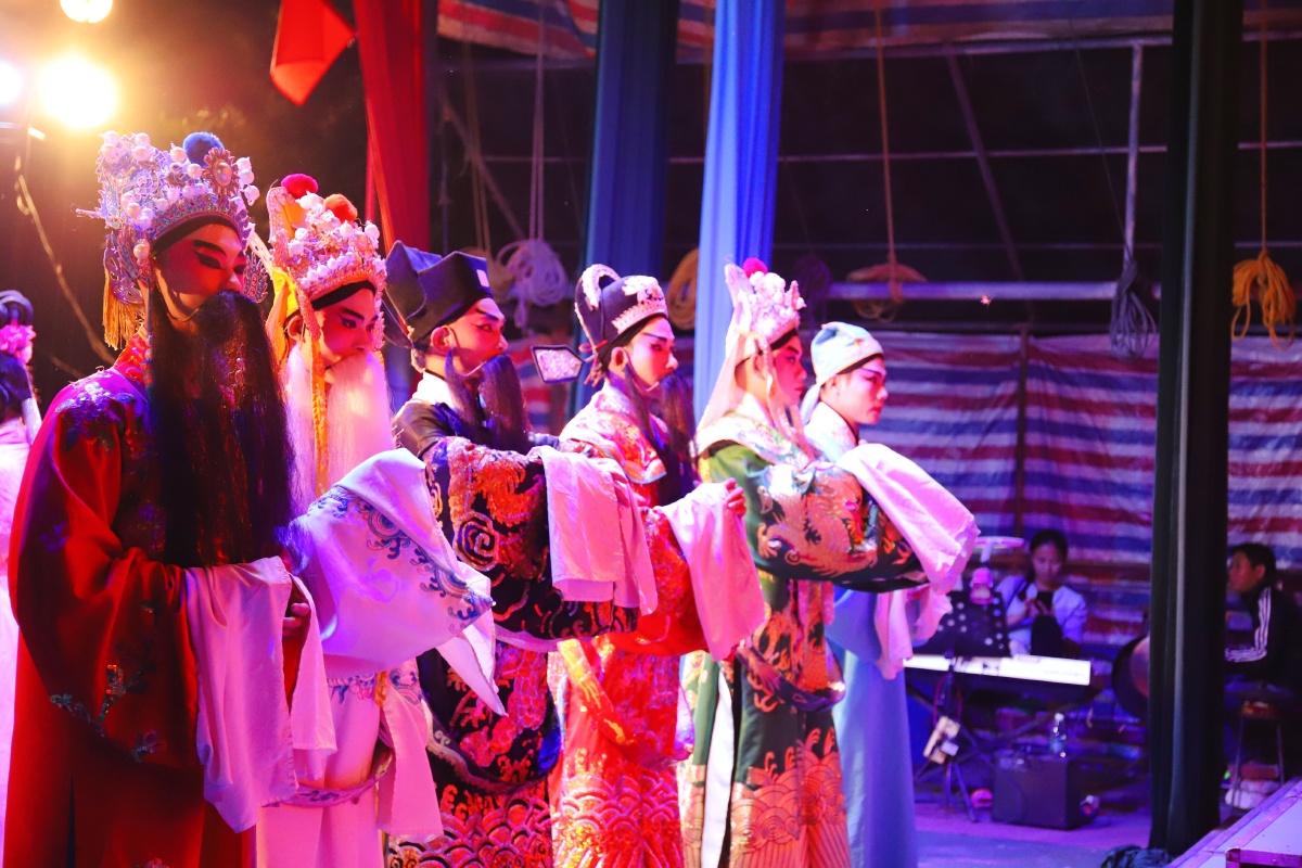 雷剧农历十月初二雷剧是雷州半岛独有的地方小剧种湛江是雷剧的故乡