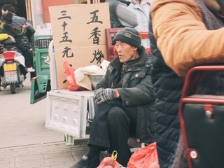 8B2C2F14-2C12-4792-B8A8-C40B9EEF9ABE/L0/001