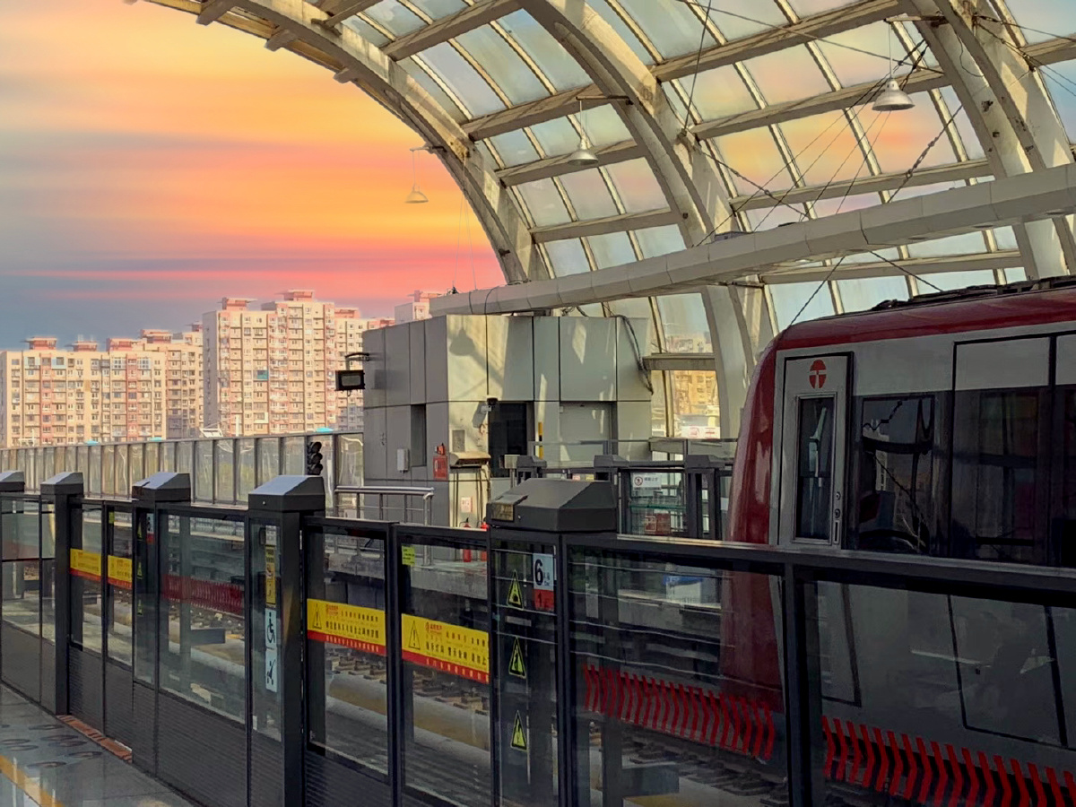 地铁站照91 - 摄影师160835448857843 - 图虫