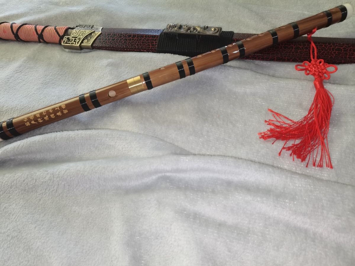 笛剑相依笛幽中来