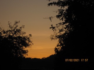 5FF8E77F-889E-45CA-BB5E-710FD7EEACE3/L0/001