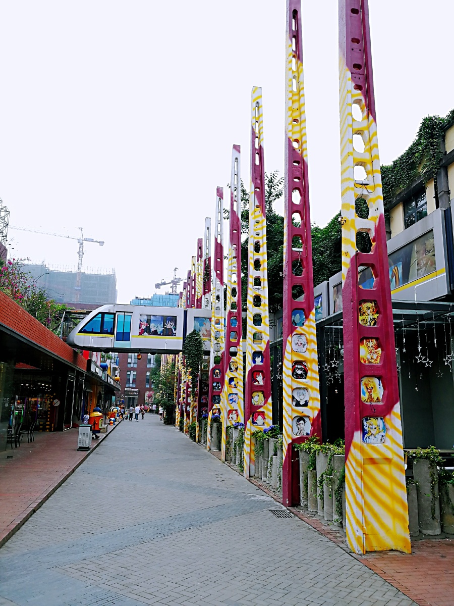 东郊记忆,原成都东区音乐公园,是集合音乐,美术,戏剧,摄影等文化形态
