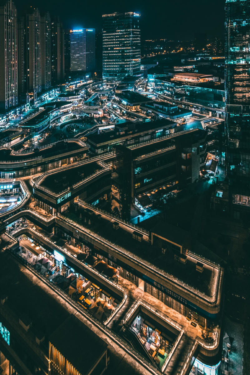 成都天府四街银泰城