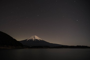 966