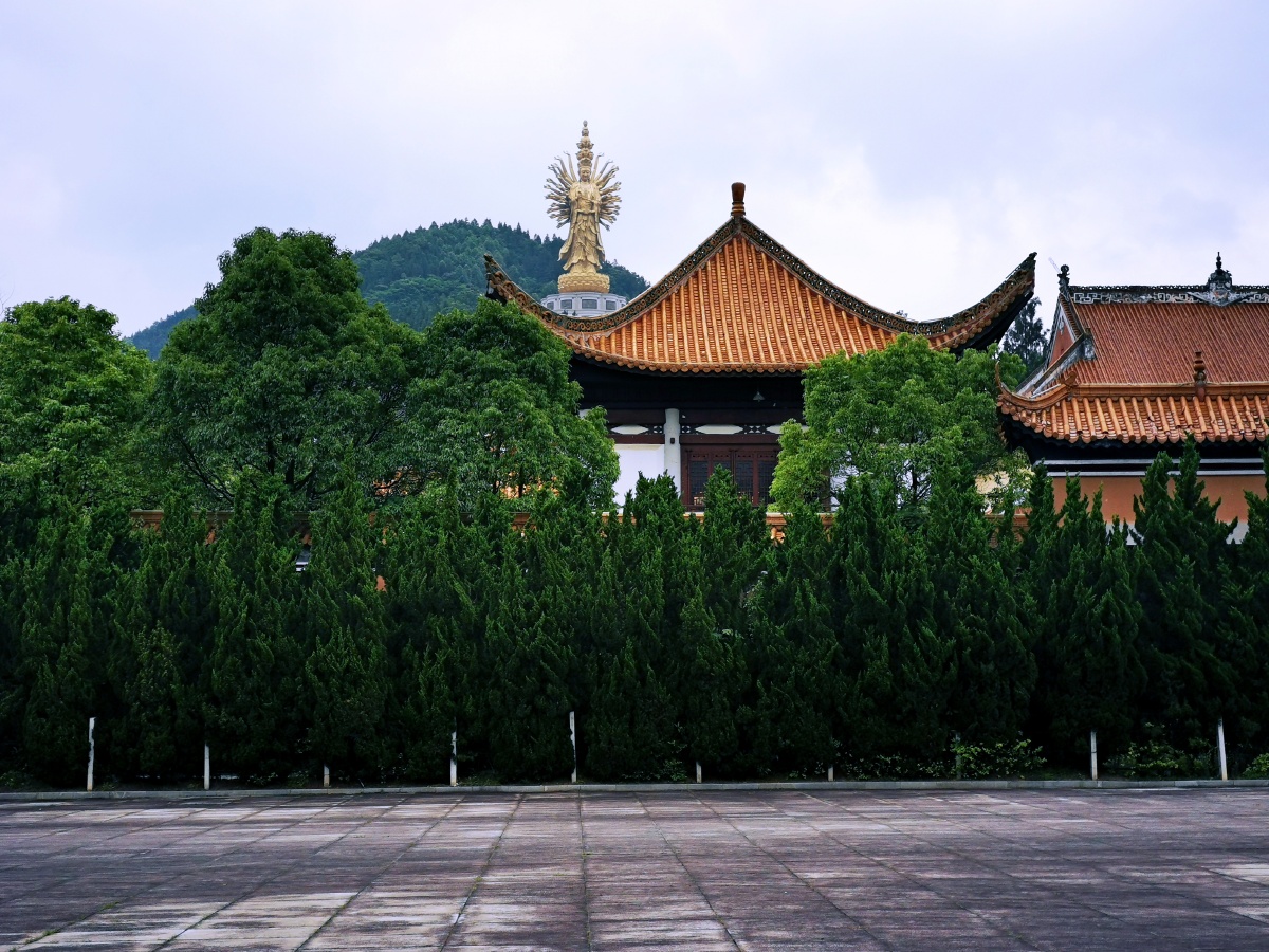 宁乡西部的沩山乡有一个保存完好的密印寺值得一看