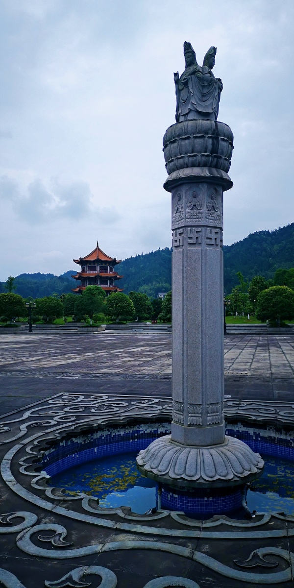 宁乡西部的沩山乡有一个保存完好的密印寺值得一看