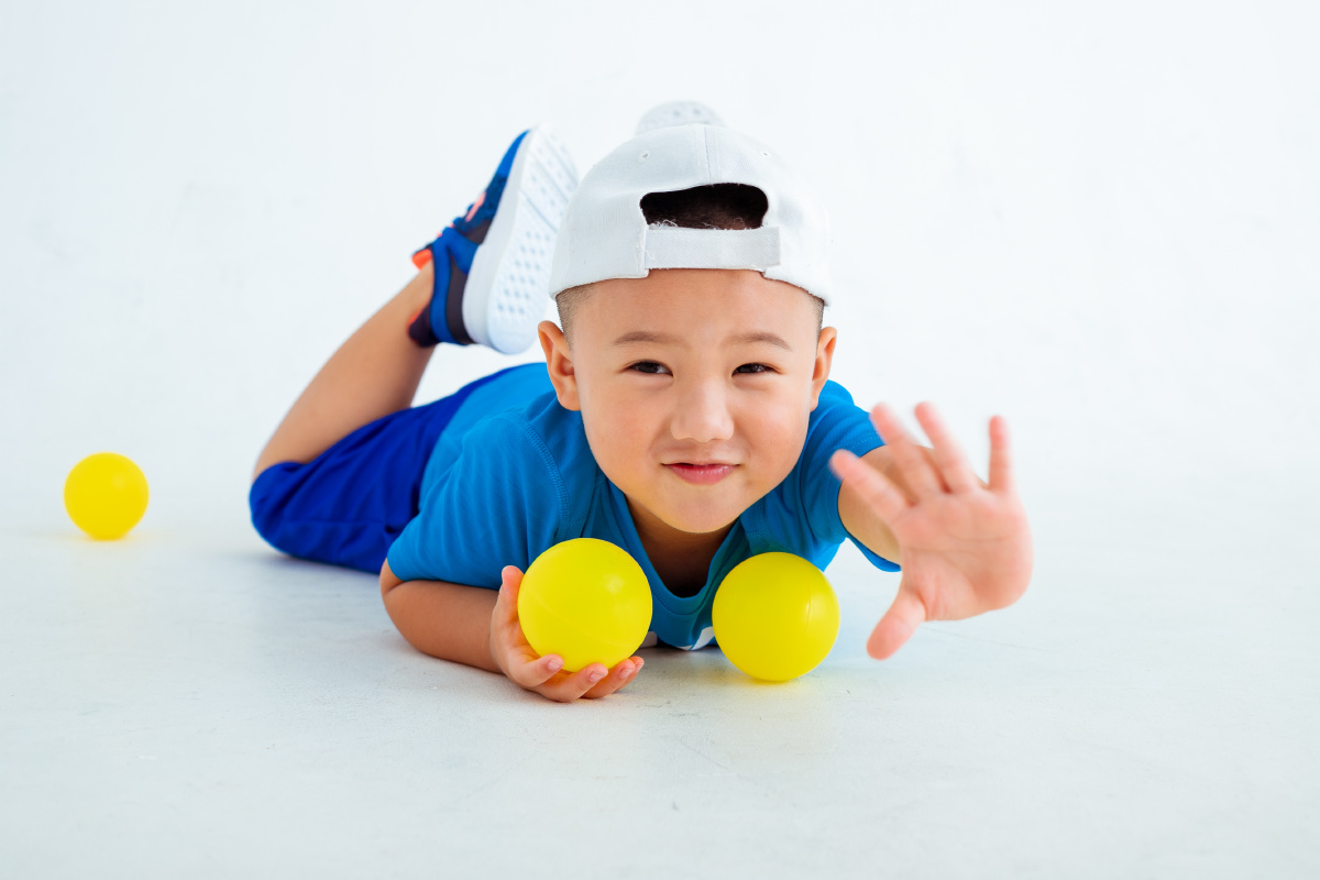 贝贝熊儿童摄影小朋友运动风邵奕诚