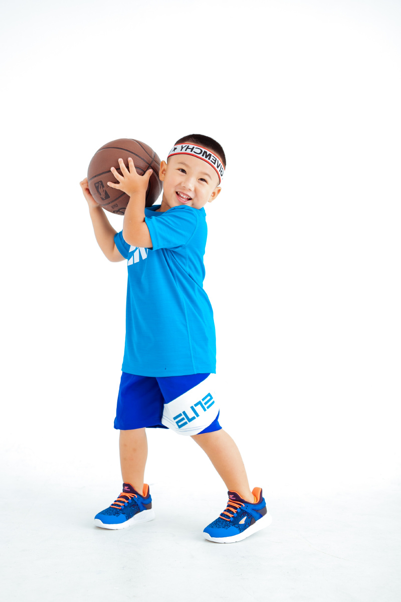 贝贝熊儿童摄影小朋友运动风邵奕诚