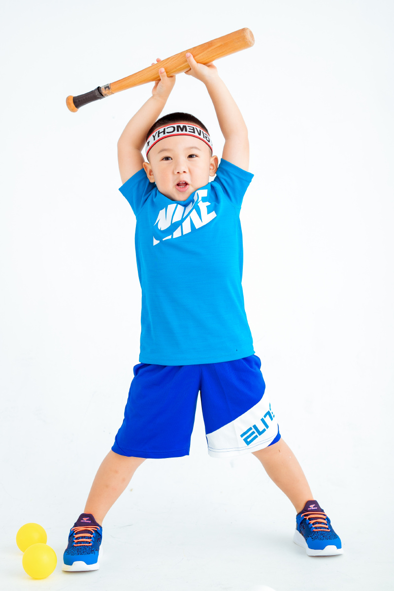 贝贝熊儿童摄影小朋友运动风邵奕诚