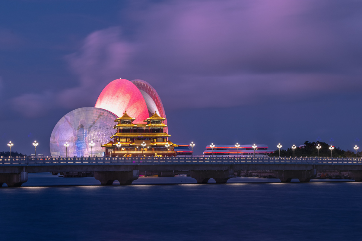 日月贝与得月舫