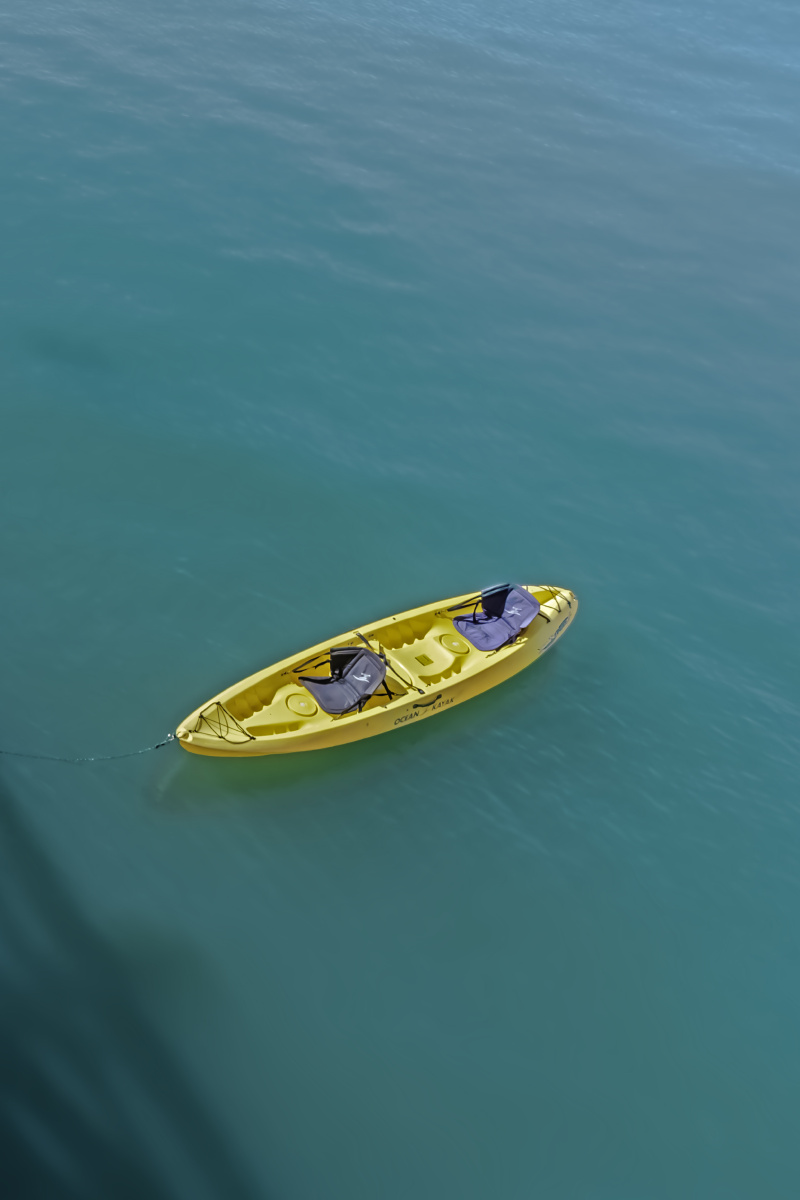 小艇- 边郁忠 - 图虫