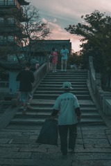 C9B4D236-1221-4429-84B5-5AD23F8710A9/L0/001