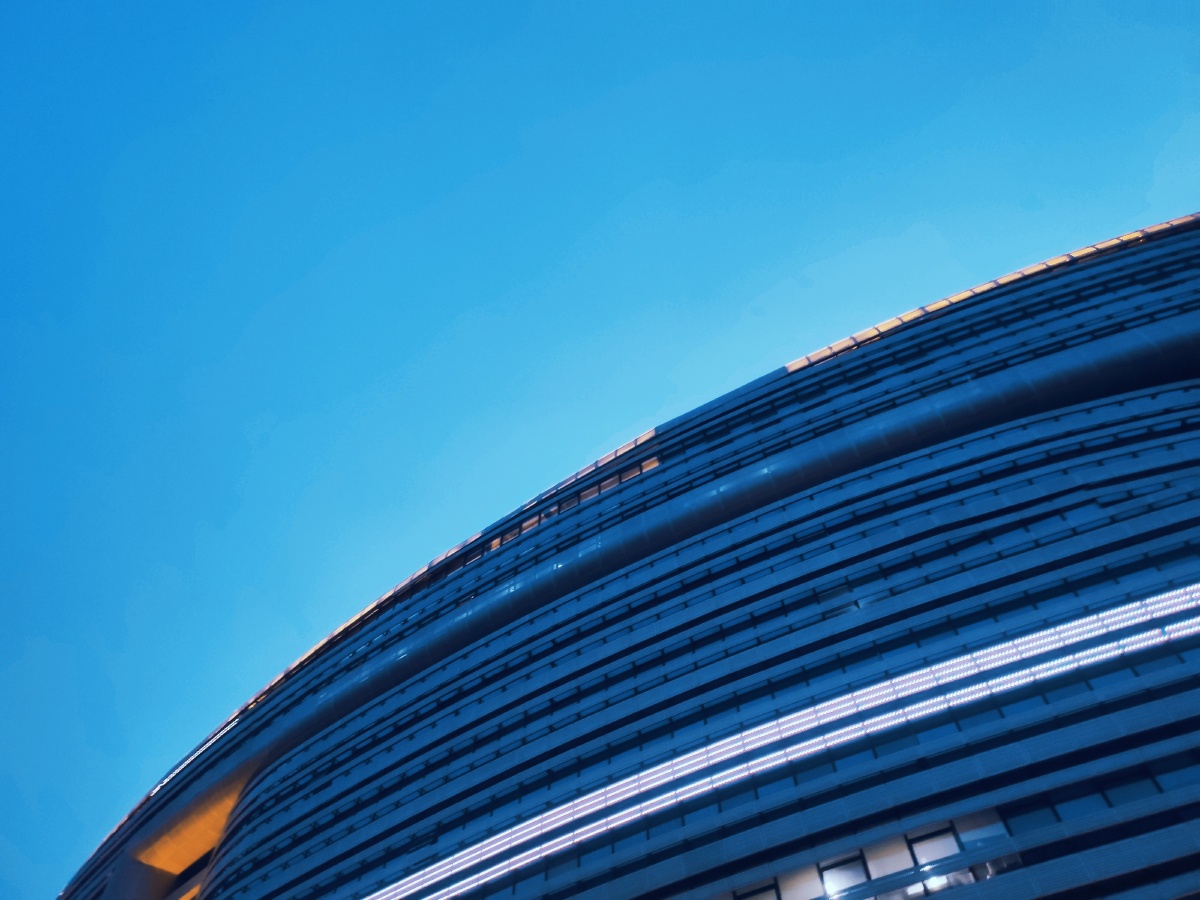 傍晚的建筑与天空