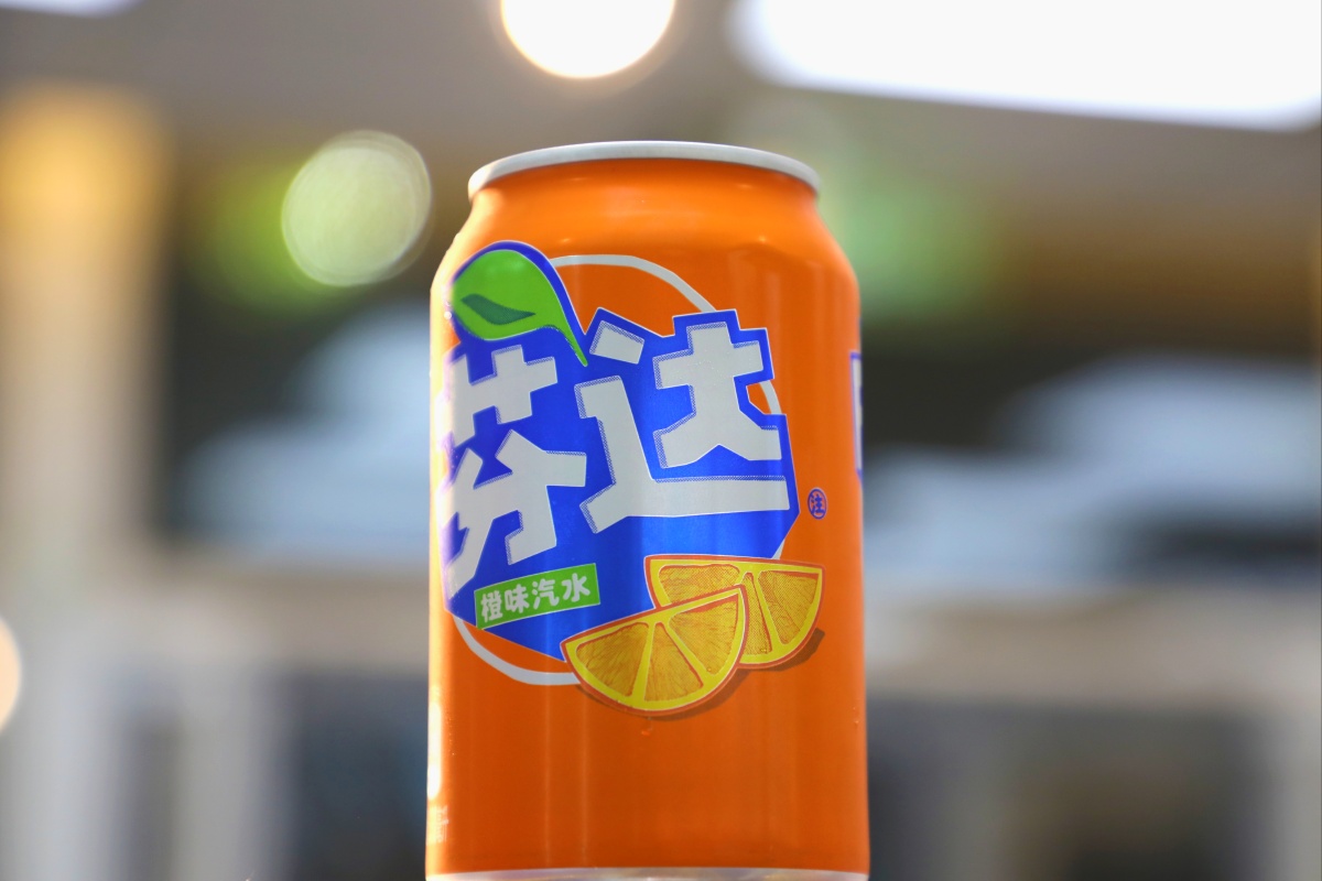 炎热的夏日怎能少了汽水陪伴