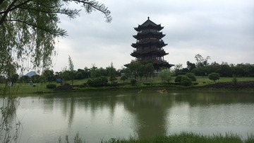 E2D01DAF-2554-4F1C-B239-88E556D2663A/L0/001