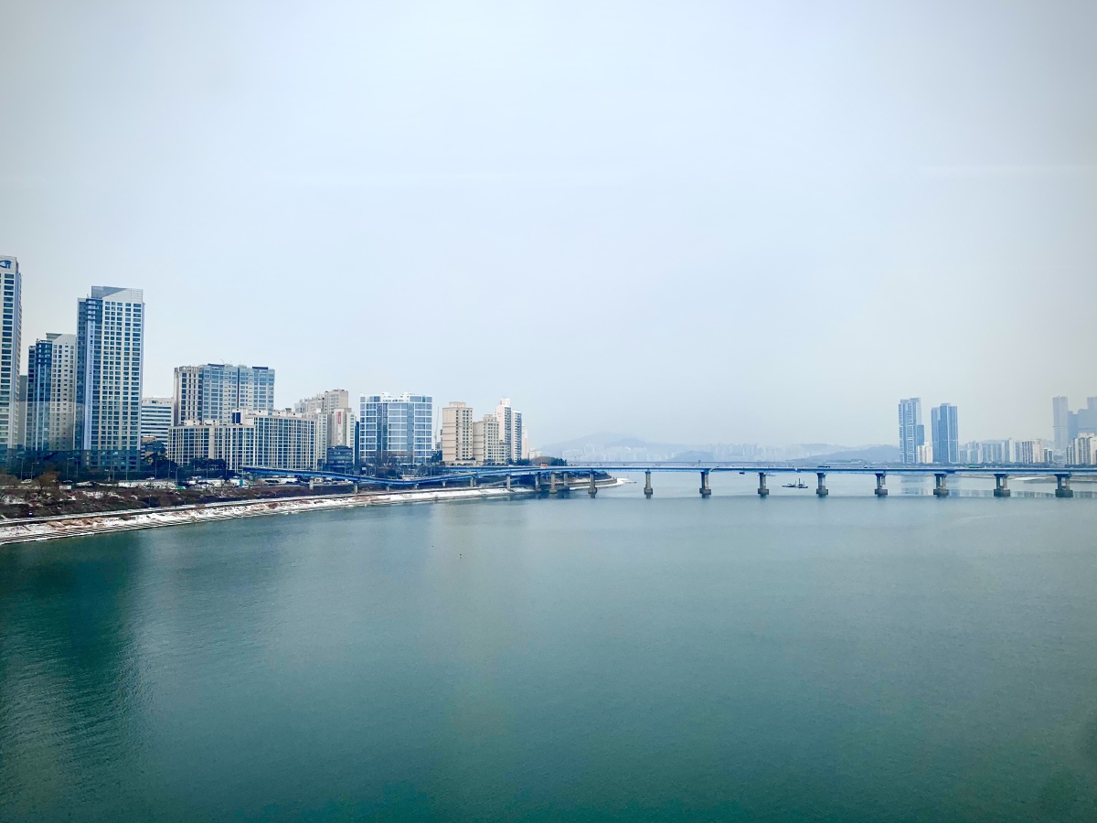 韩国的江边城市