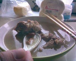 lunch筒骨汤