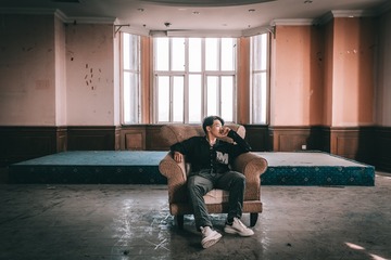 180316