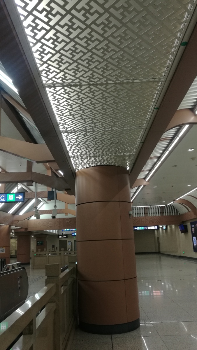 端庄古朴传统元素地铁站装饰之七号线珠市口站