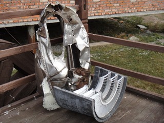 277610