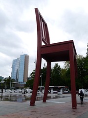 172242