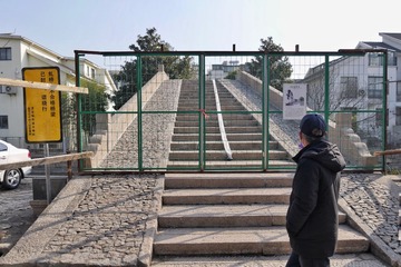169741