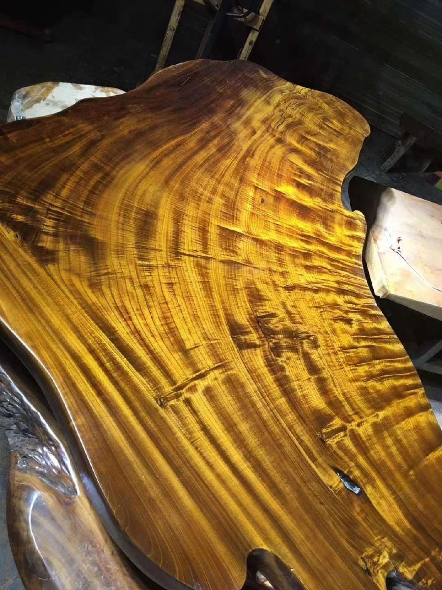 缅甸金丝楠大板规格2321289公分精品来袭金黄效果火爆预定爆满榴花