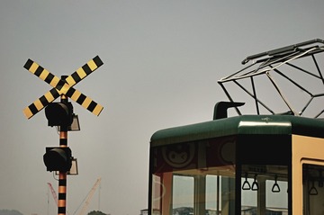 474311