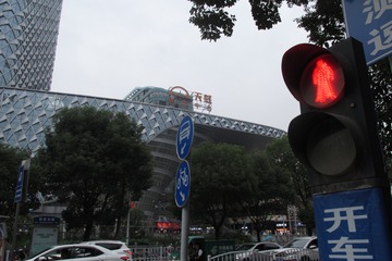 555855AC-874F-430E-B3D1-0698C6D298A1/L0/001