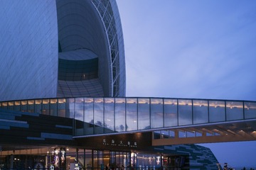 周家侨-玻璃里有云-广东省珠海市野俚岛日月贝大剧院