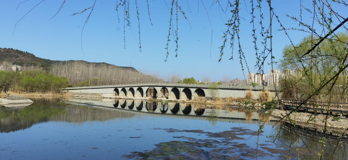 引江济汉工程开工在即这架九孔小桥将从丹江口沧浪湿地消失由另一座新