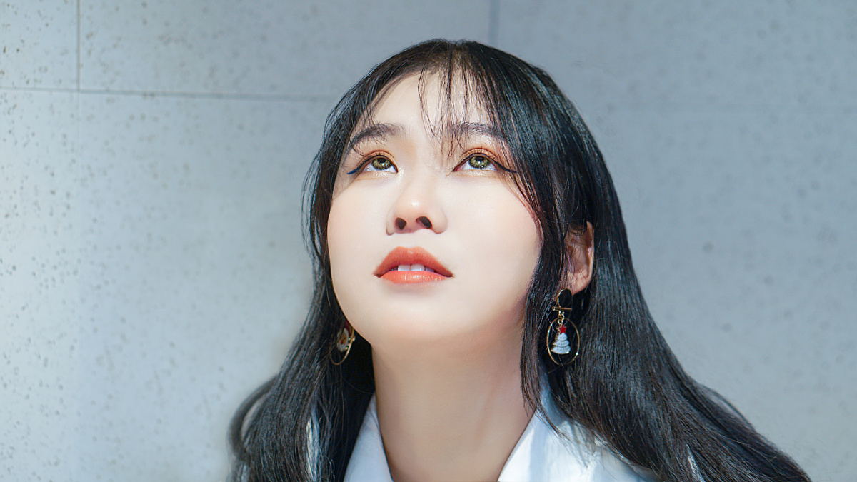 美女室友憨憨的抬头杀