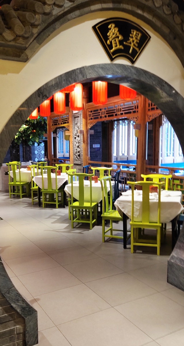 京友居一摄于北京市丰台区京友居过年期间到餐馆买烤鸭在等候的间隙