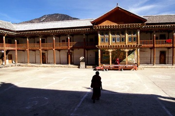 东竹林寺
