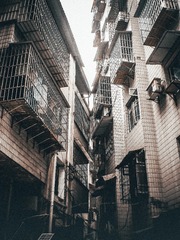 819409