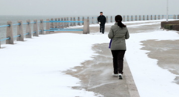 风雪不误晨练人