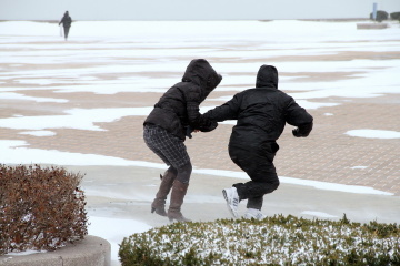 《冰上舞蹈》——摔倒的瞬间