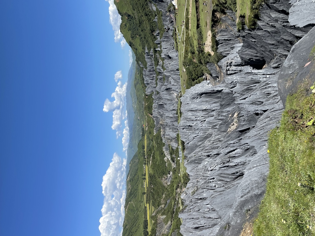 四川甘孜康定墨石公园