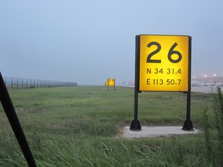 553425