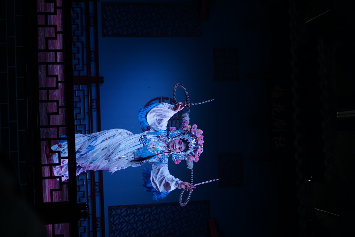 川剧表演 #吐火 #变脸 #滚灯 #花旦 - msone会会 - 图虫