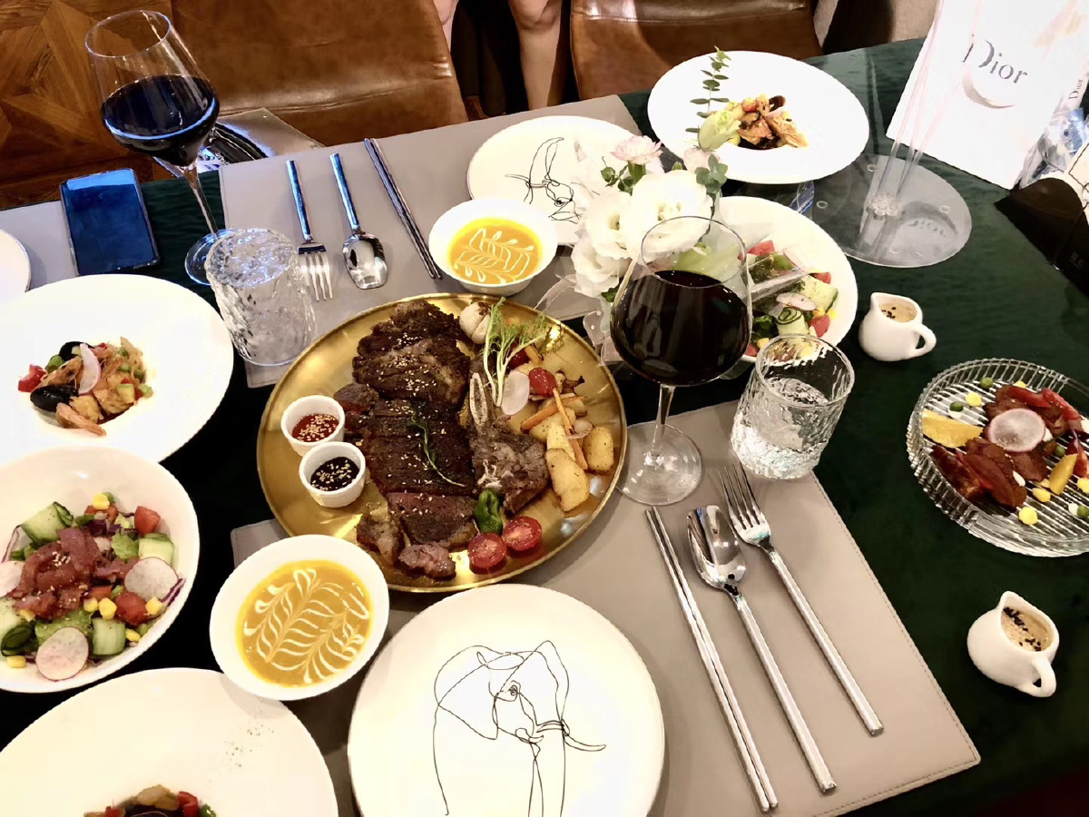 美食晚宴烛光晚餐烛光晚宴