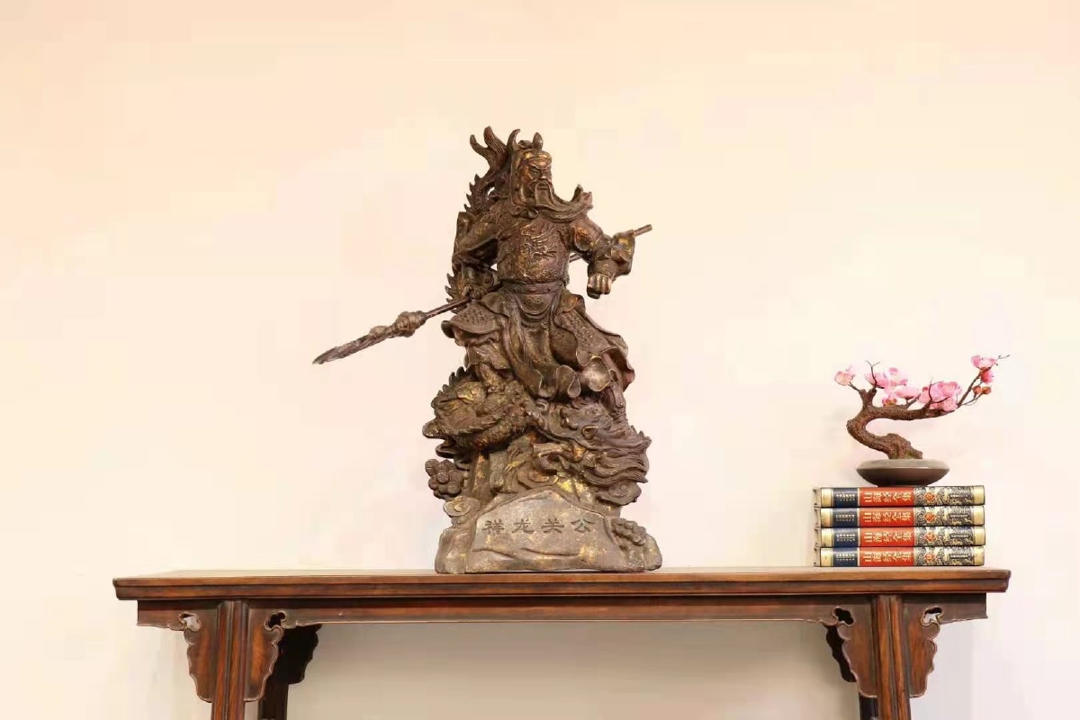义薄云天61祥龙关公关公手持青龙偃月刀祥龙围绕威武霸气整器精铜