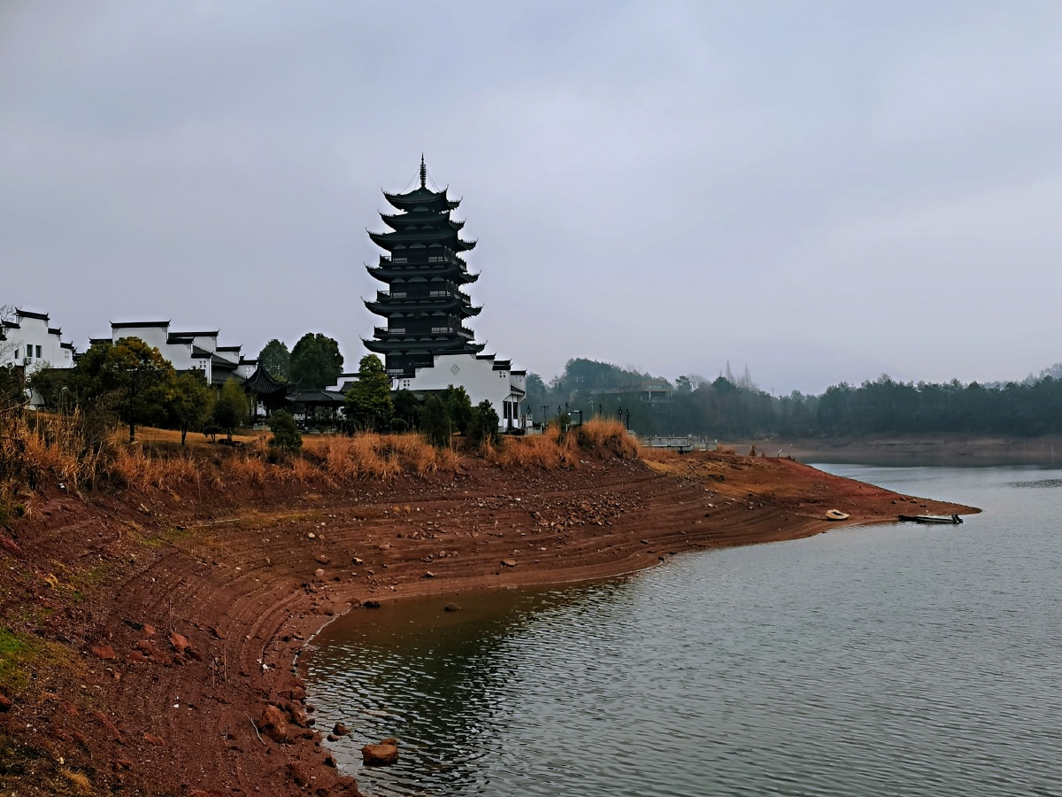 《游奎文塔》 2011年建遂安风情小镇,即姜家镇,奎文塔是古城遂安三塔