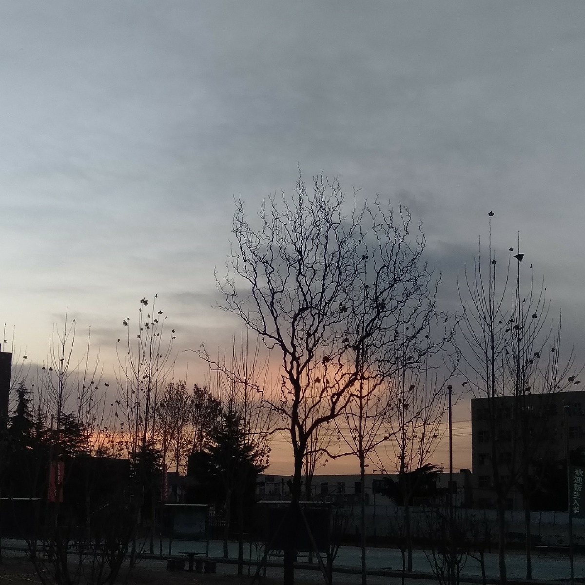 早上六点的天空