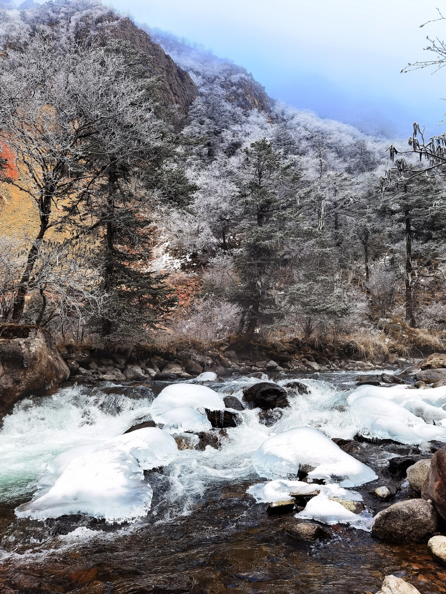 木格措墨石公园