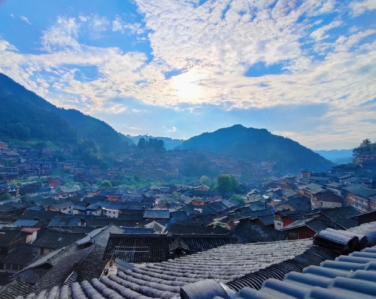 西江千户苗寨观景台