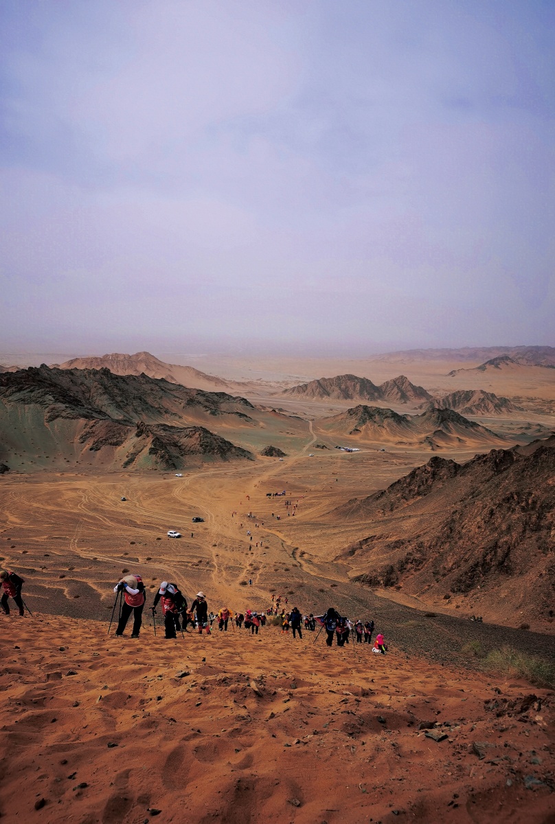 5月敦煌阿克塞4天徒步108公里虽然很累但沿途很多美景相伴