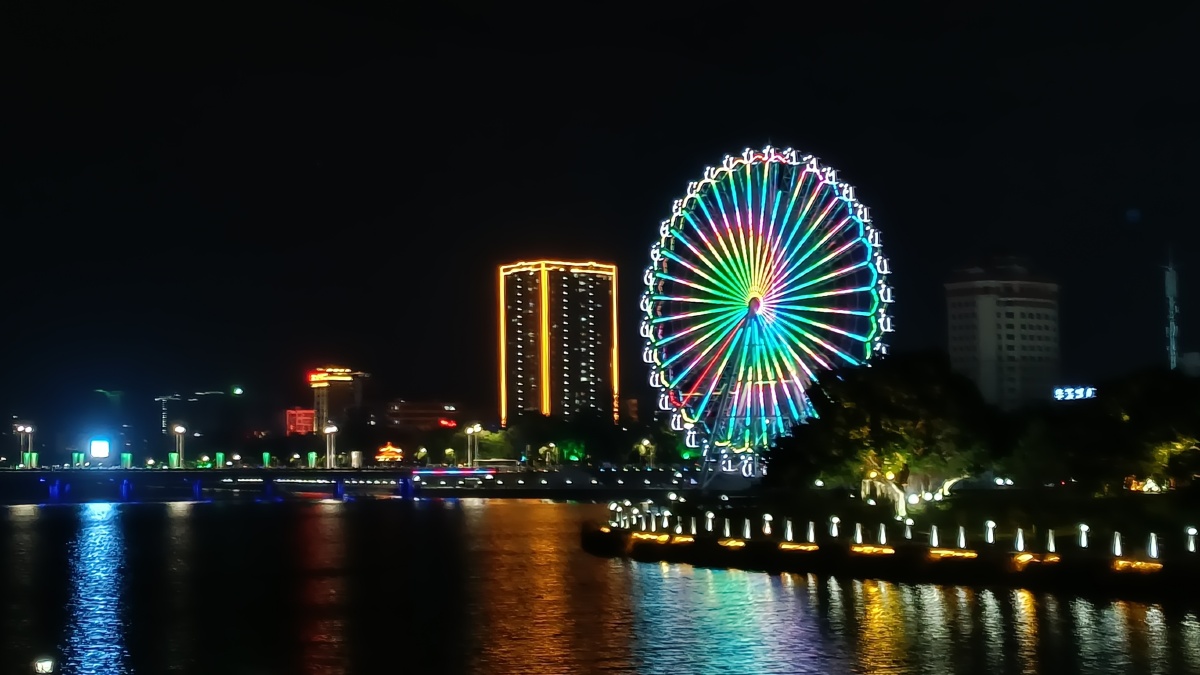 茂名市茂南区摩天轮