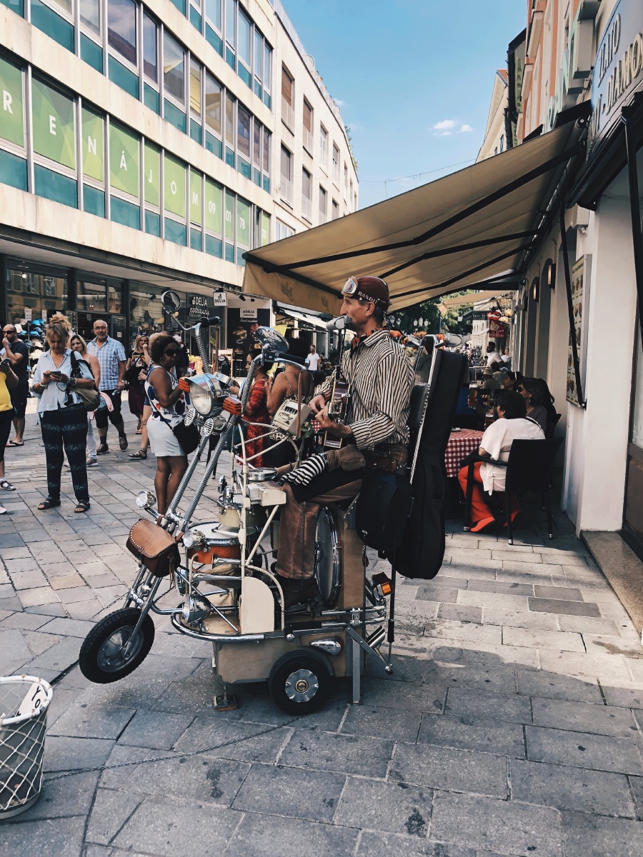 斯洛伐克的街头艺人