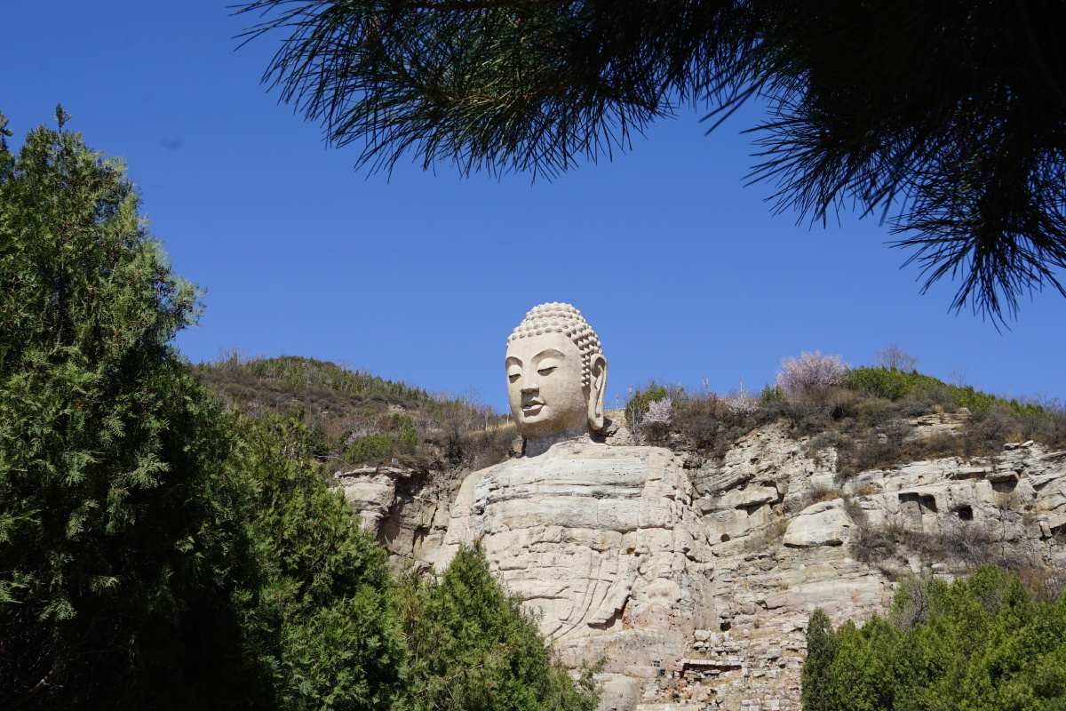 春游蒙山大佛